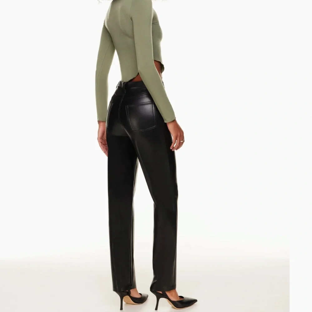 Aritzia Melina pant size 6 black regular length - Picture 5 of 7